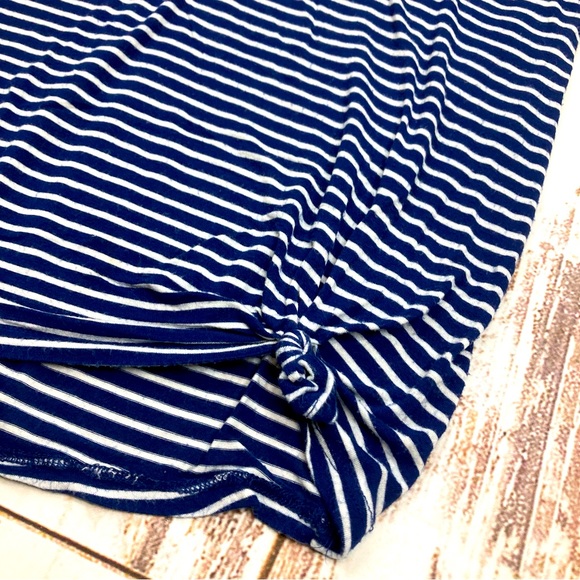 SO Relaxed Short Sleeve Shirt Navy Blue & White Striped Sz XXS - Picture 2 of 7